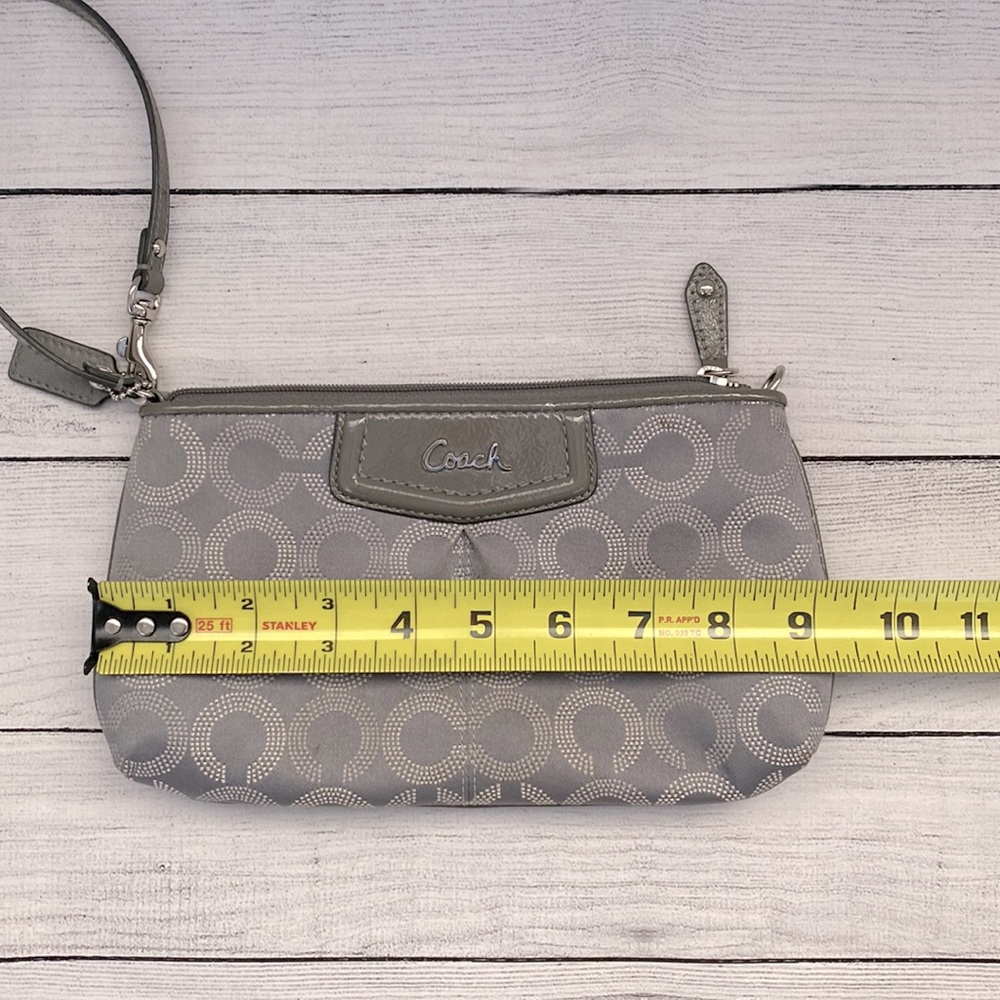 Authentic Coach Wristlet! - Picture 8 of 9